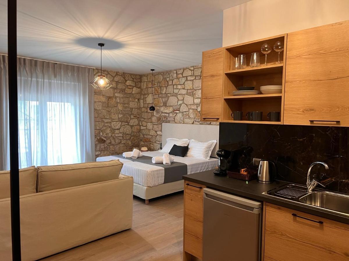 Valanidorachi Michelangelo Suites And Apartments מראה חיצוני תמונה