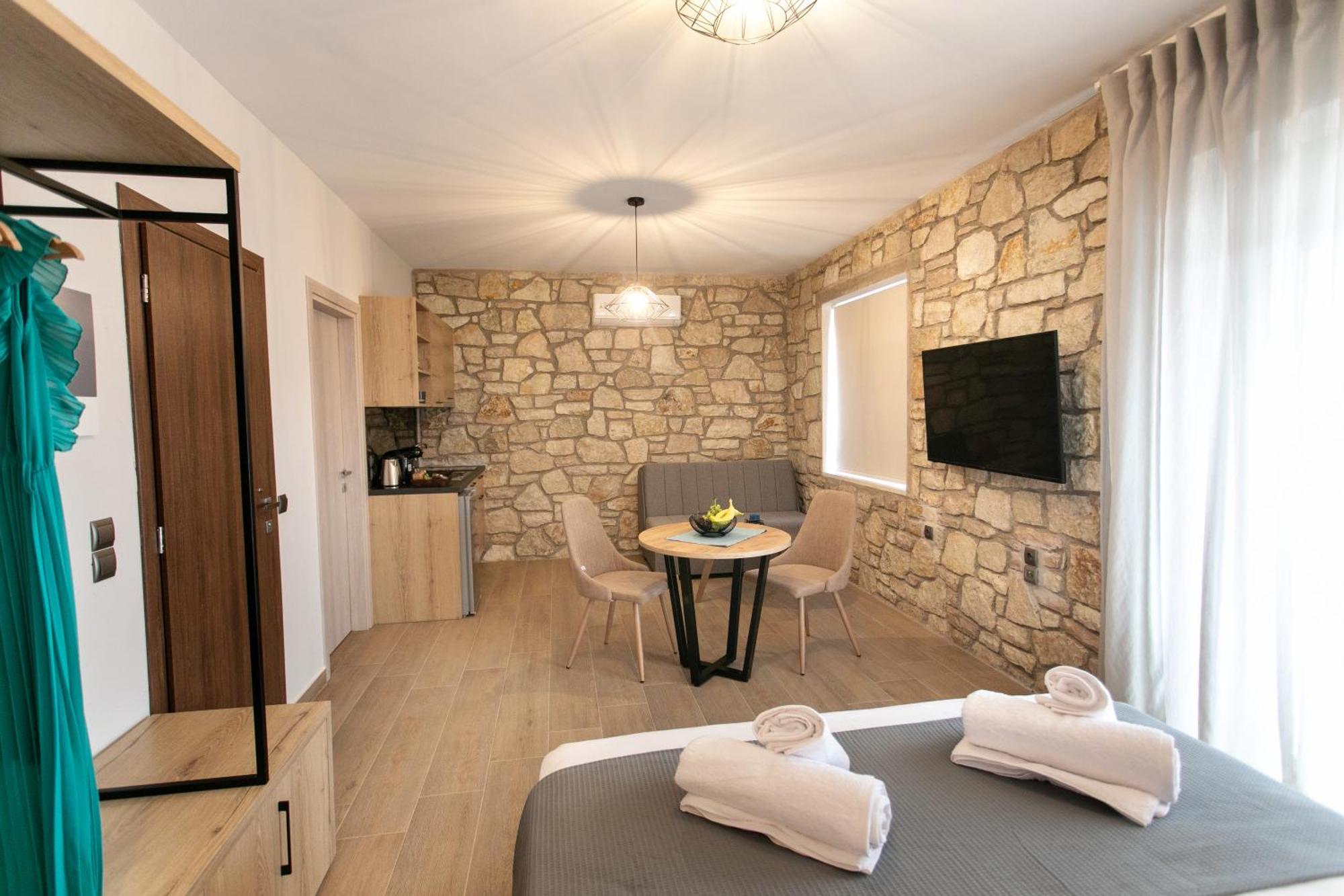 Valanidorachi Michelangelo Suites And Apartments מראה חיצוני תמונה
