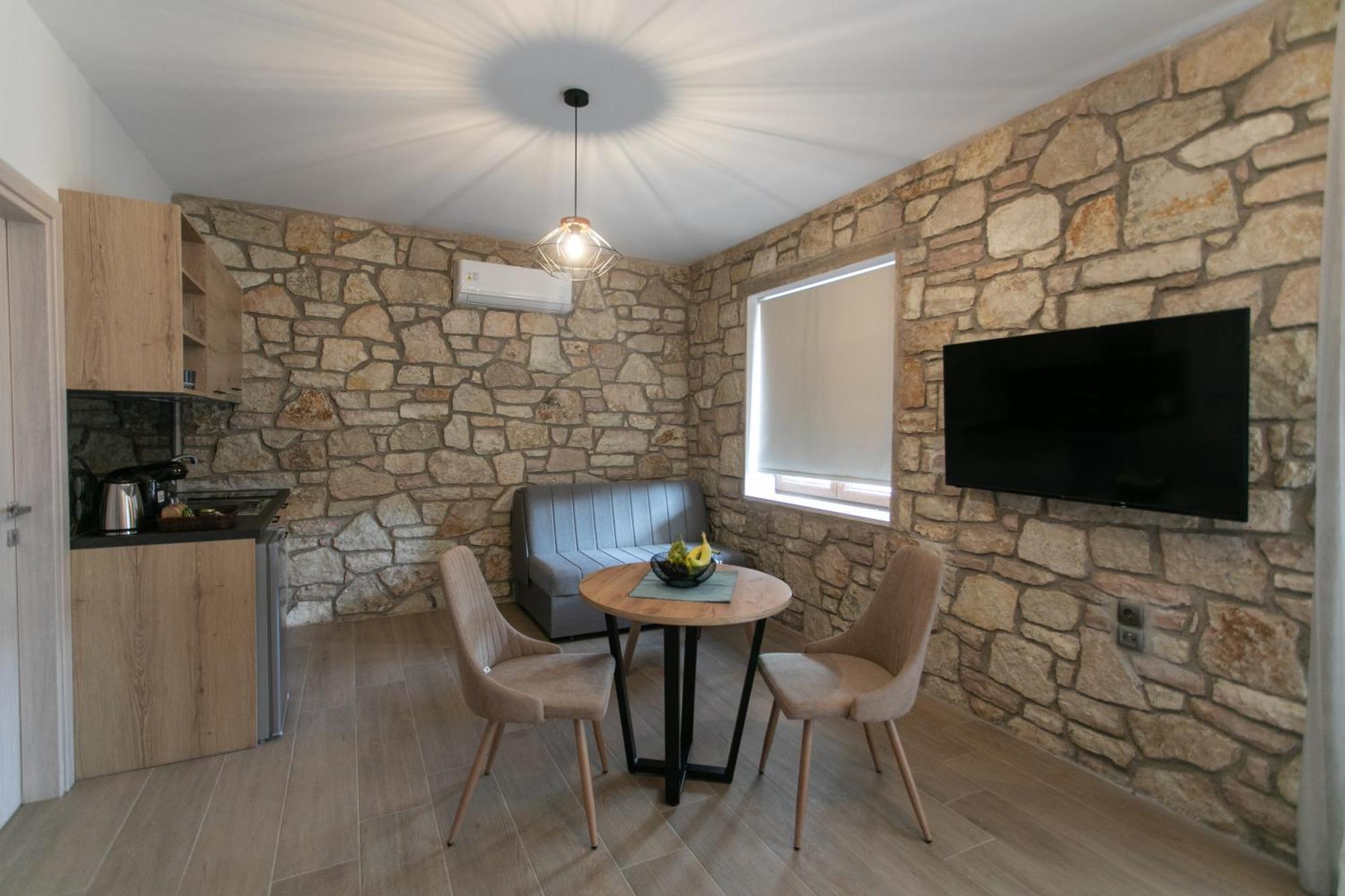 Valanidorachi Michelangelo Suites And Apartments מראה חיצוני תמונה